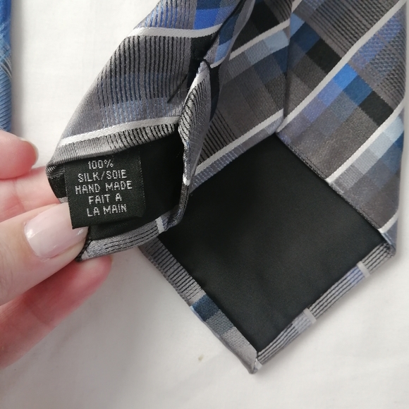 3 Tie Bundle 100% Silk Men's Ties Calvin Klein and Protocol Black, Silver, Blue - Picture 12 of 15